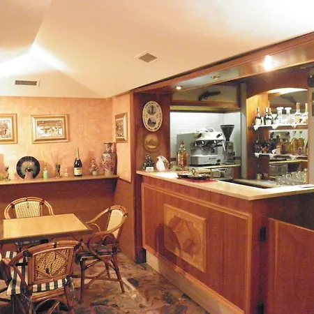 Gran Sasso فندق 2*