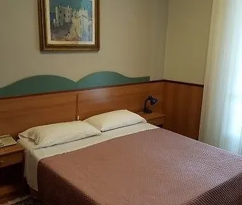 Gran Sasso Hotel 2*